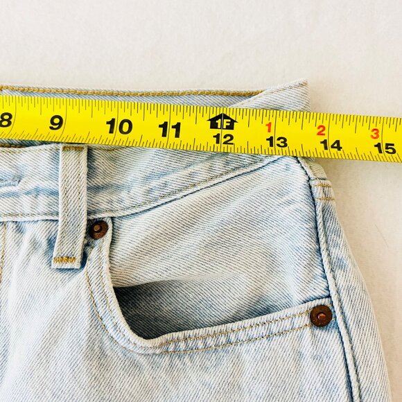 Levis 501 Women's High-Rise Tapered Button Fly Blue Denim Jeans Sz 26x25 Cotton - Picture 8 of 12